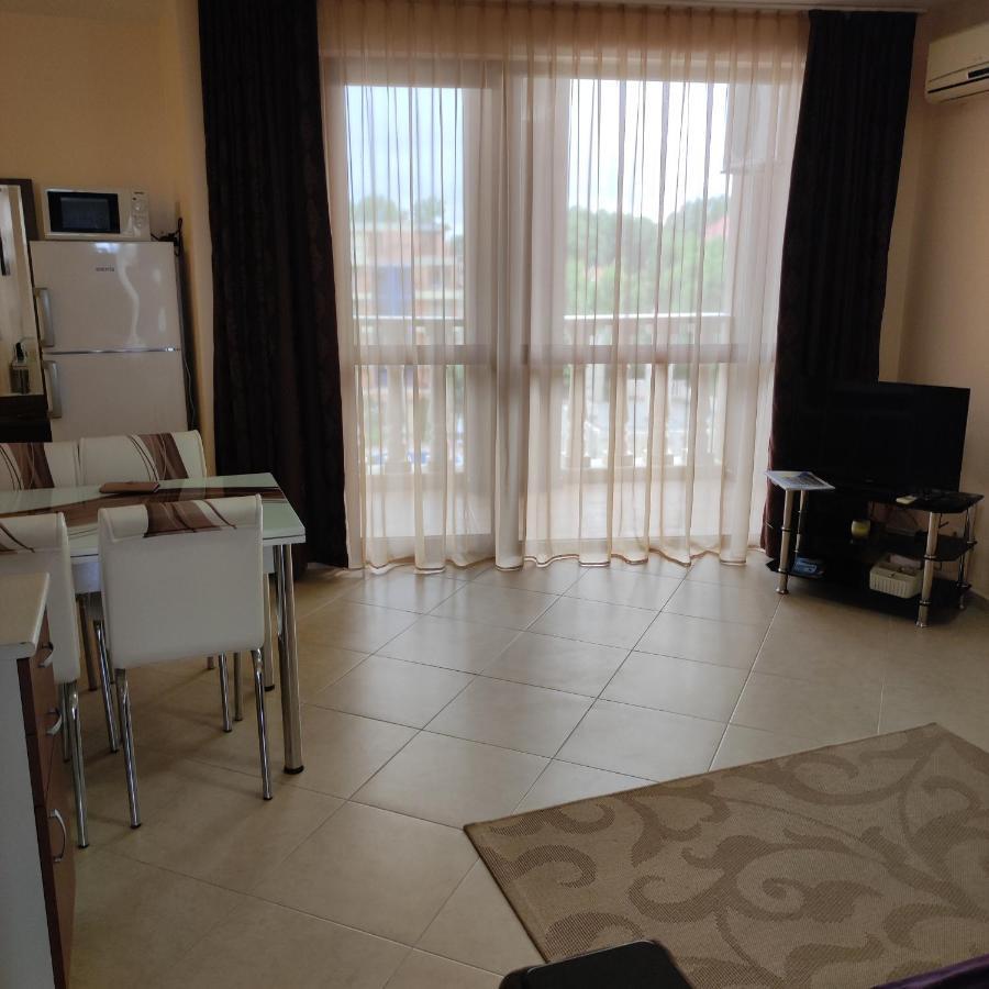 Kalia, Zweizimmer, Zweibalkon, Top-Apartment Σάνι Μπιτς Εξωτερικό φωτογραφία